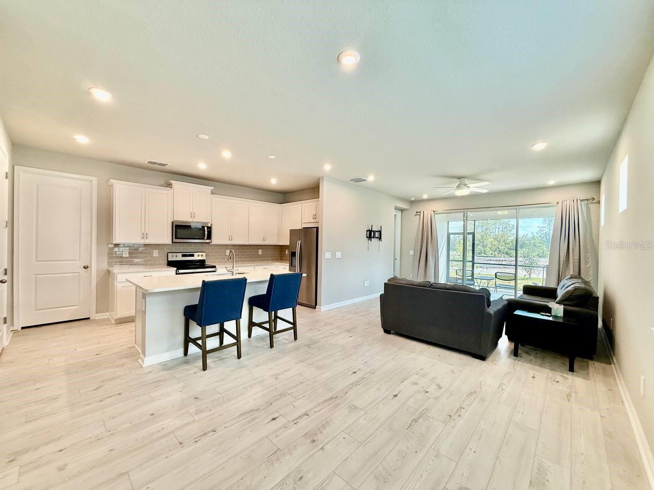 Image 14 of 36 For 6044 Timberdale Avenue