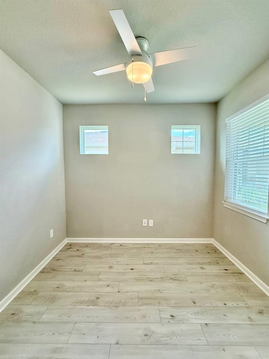 Image 5 of 36 For 6044 Timberdale Avenue