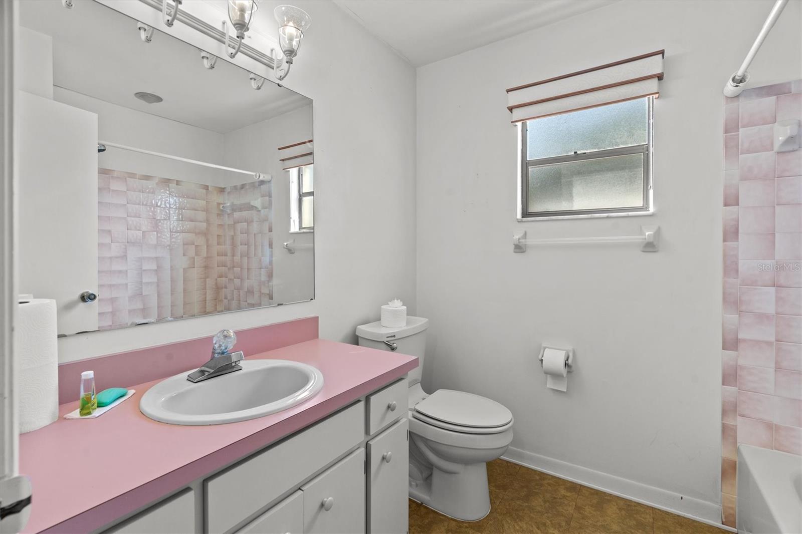 Image 15 of 25 For 1880 Crystal Lake Drive 61