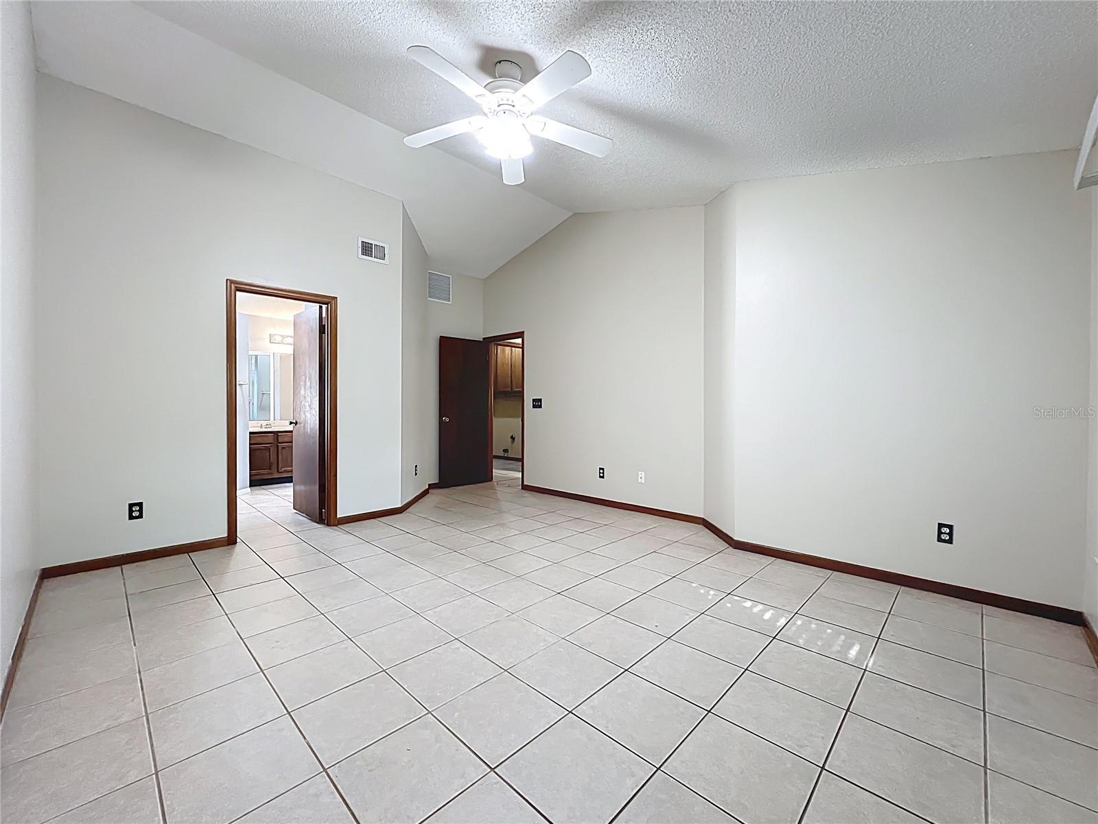 Image 16 of 39 For 5417 Lighthouse Road