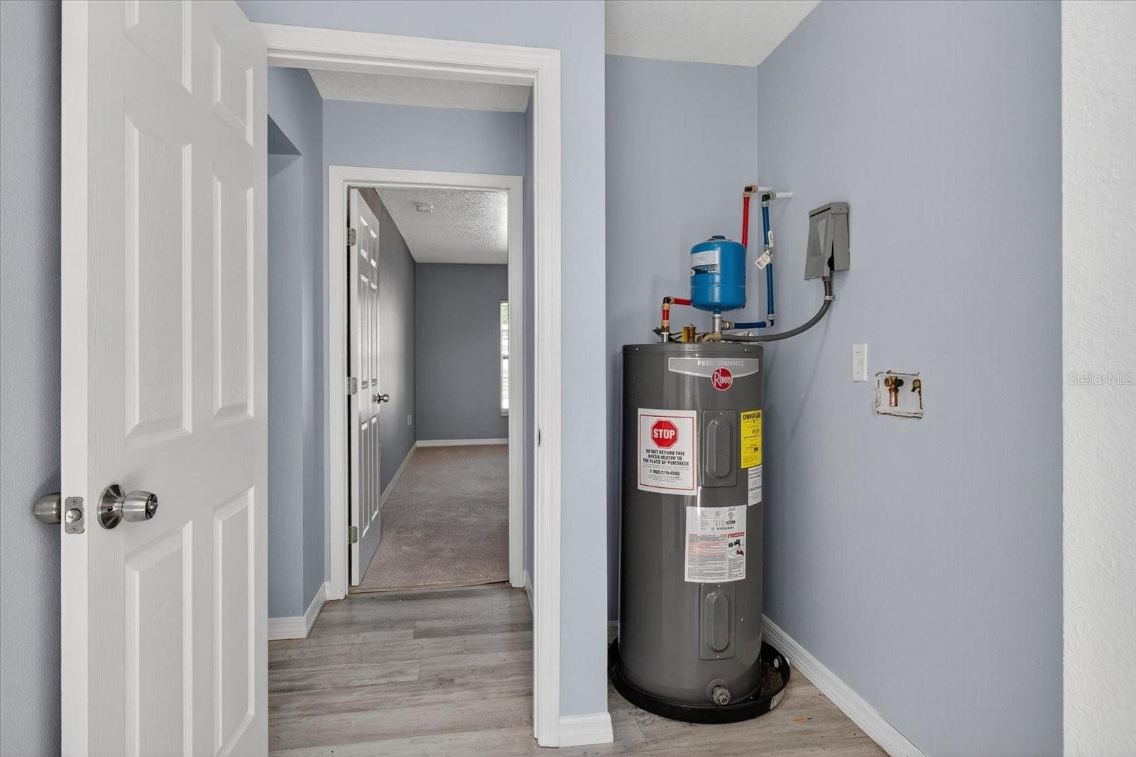 Image 30 of 76 For 5352 Tangerine Drive