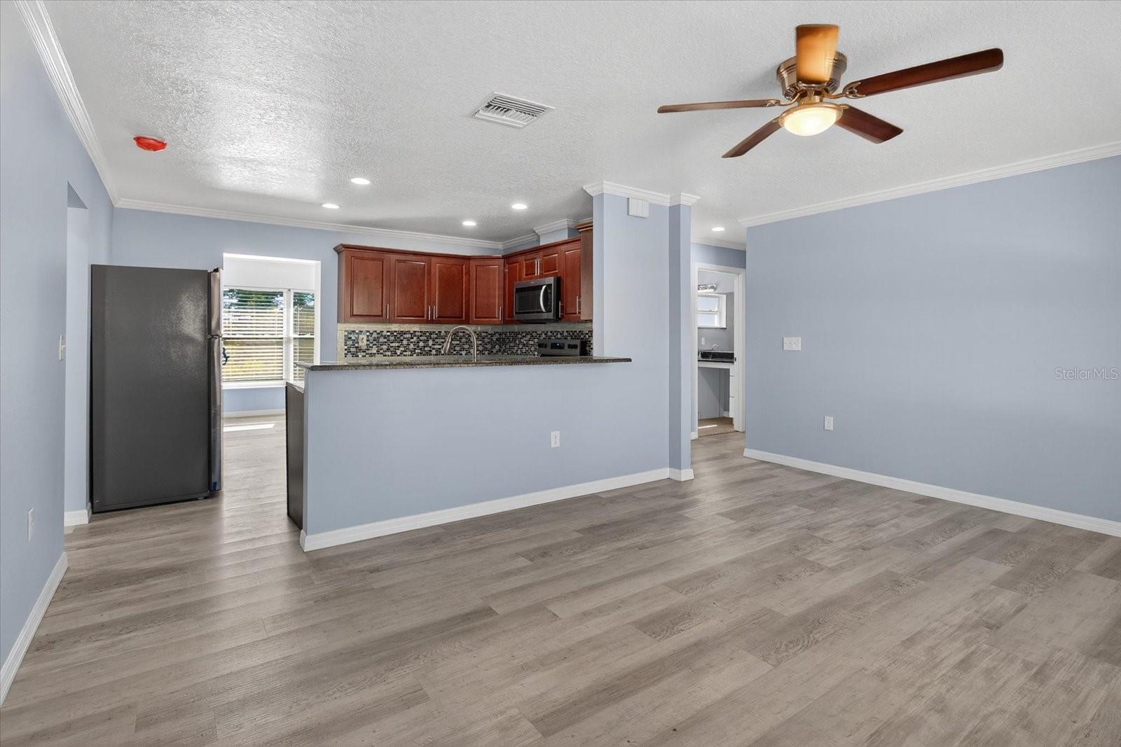 Image 9 of 76 For 5352 Tangerine Drive