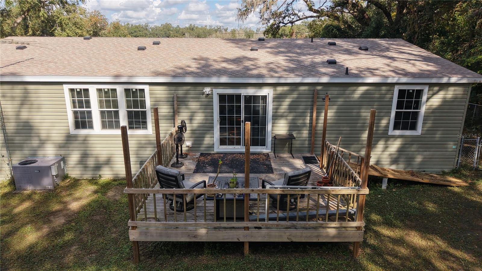 Image 18 of 55 For 38616 Coleen Avenue