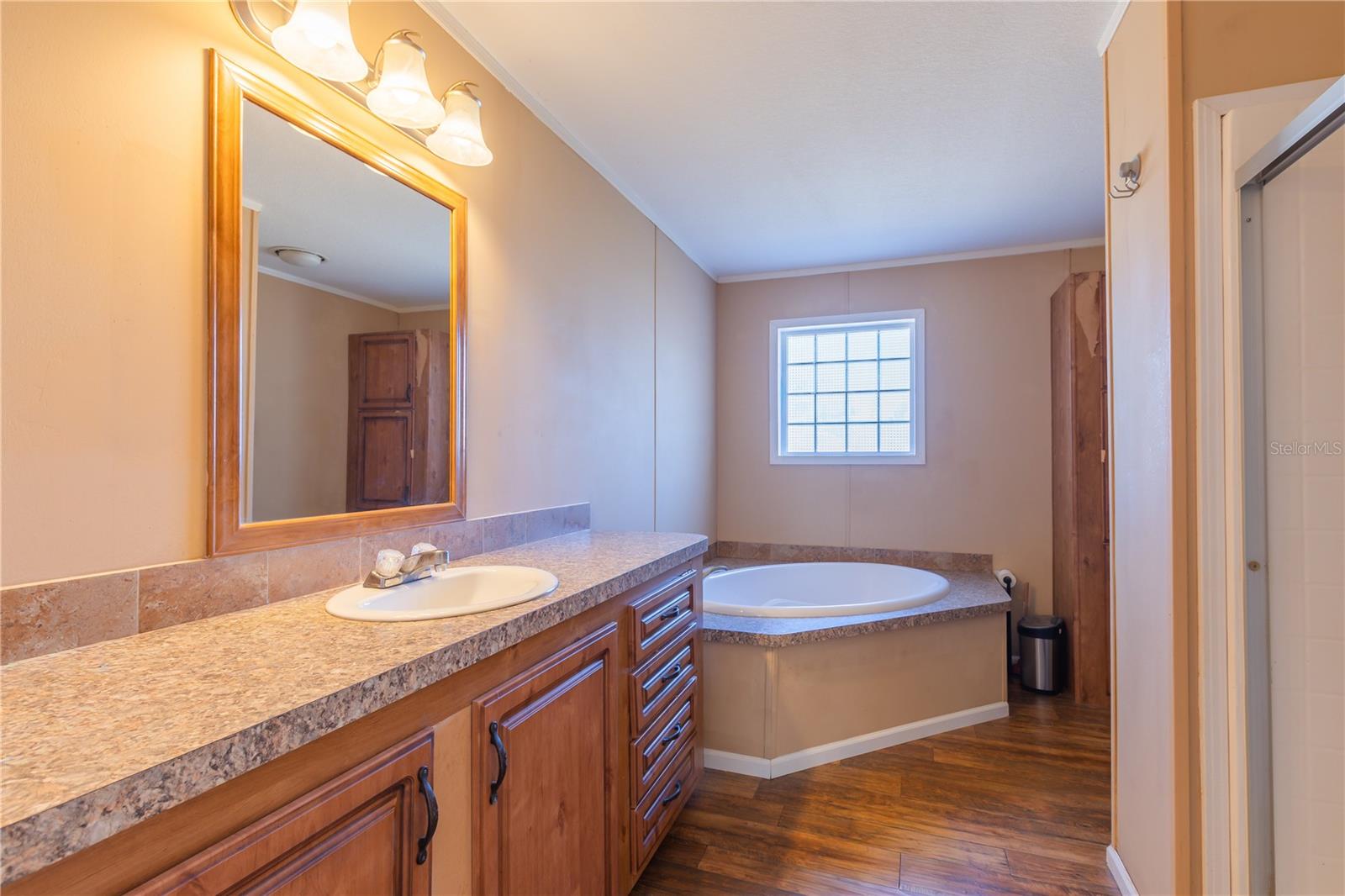 Image 25 of 55 For 38616 Coleen Avenue