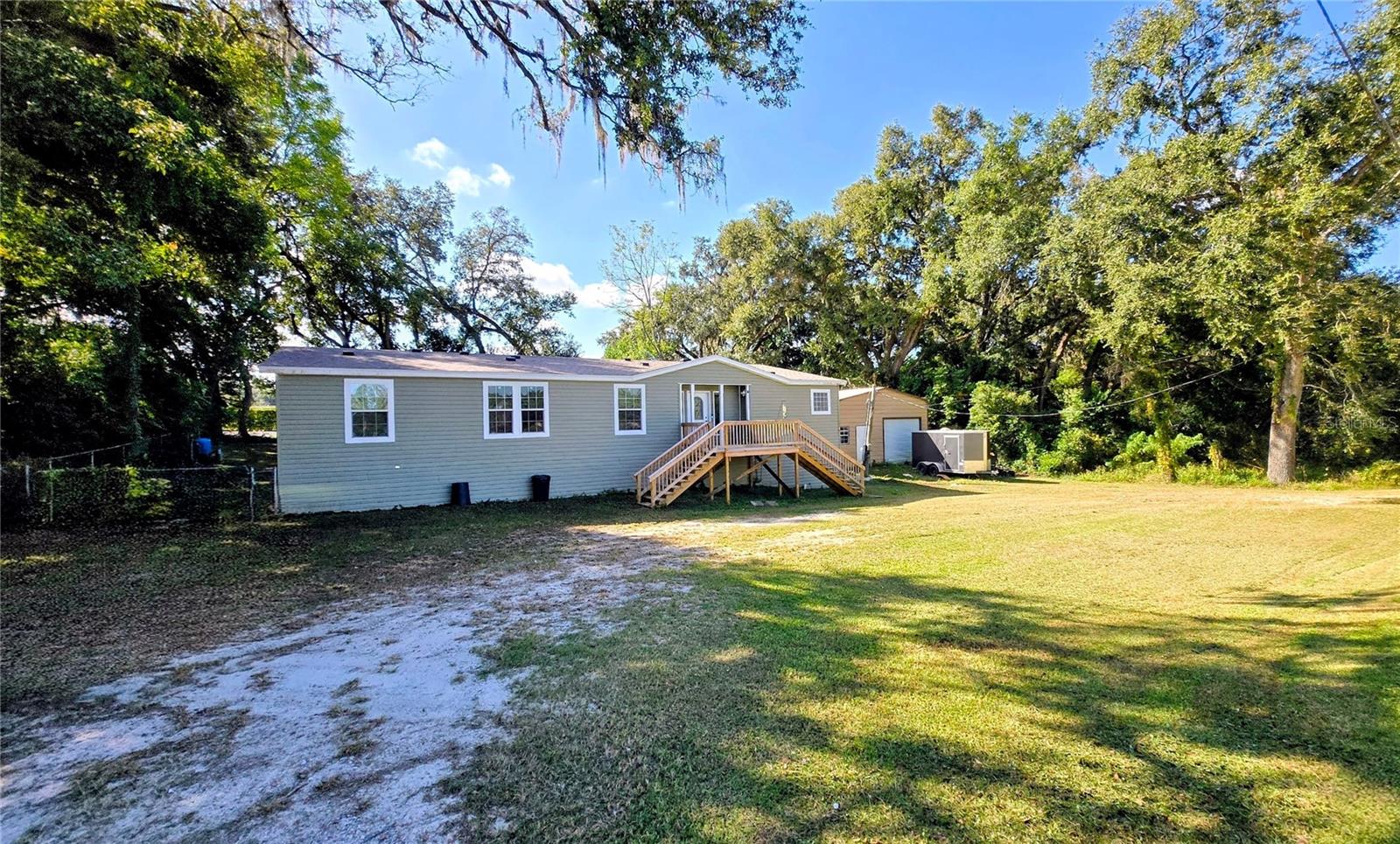 Image 5 of 55 For 38616 Coleen Avenue