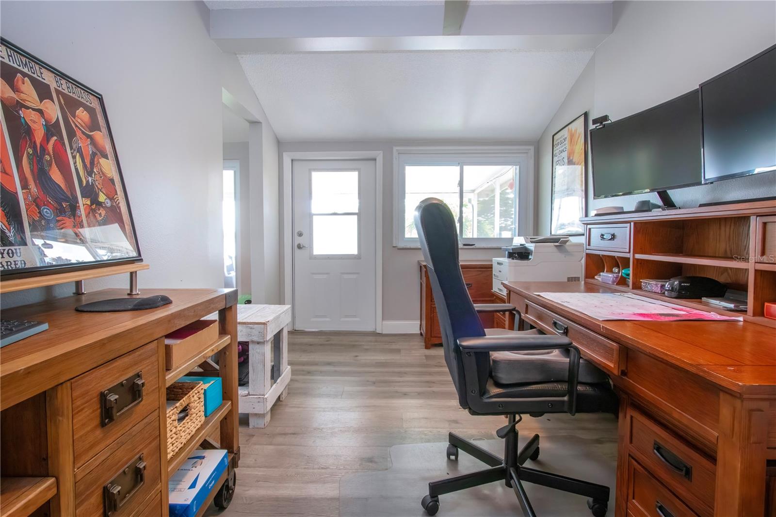 Image 41 of 96 For 1606 Bunker Hill Drive