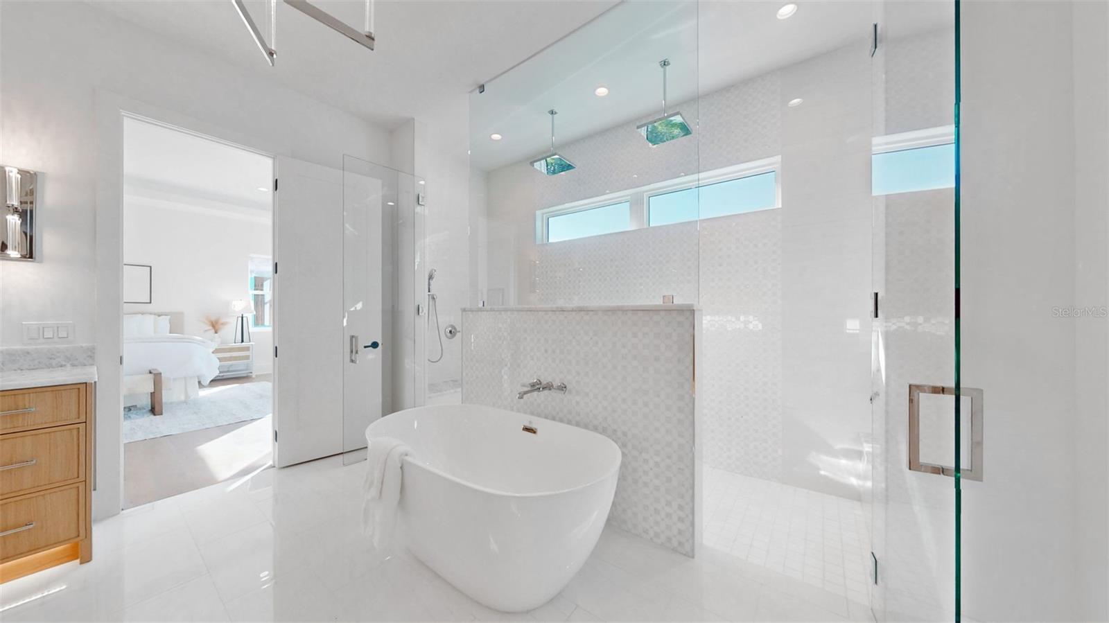 Image 27 of 53 For 3013 West Shore