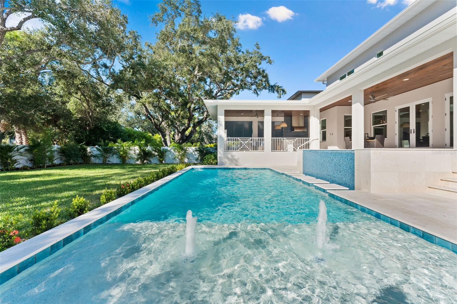 Image 47 of 53 For 3013 West Shore