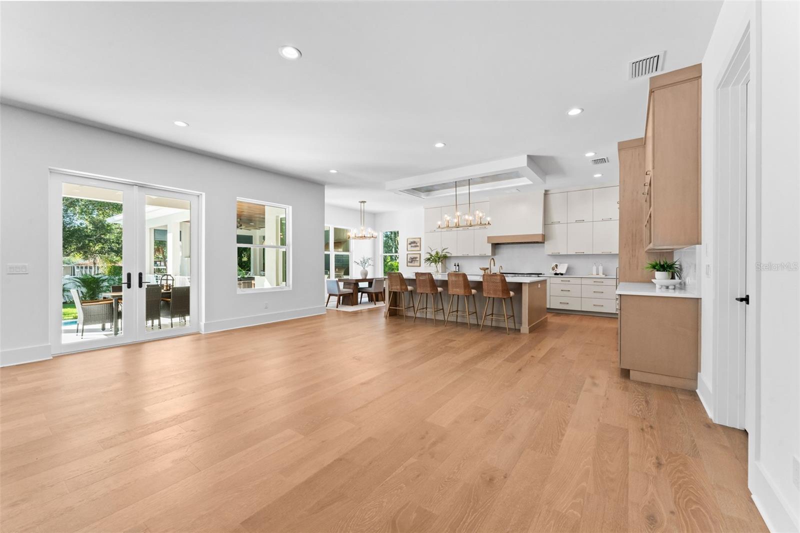 Image 8 of 53 For 3013 West Shore