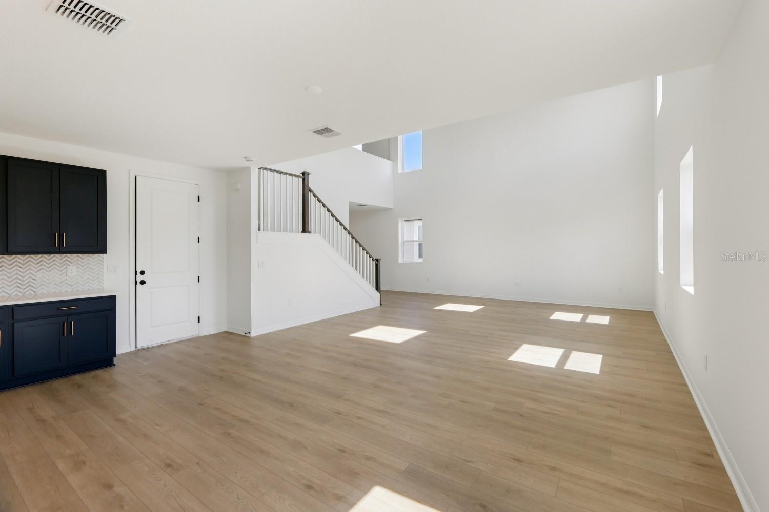 Image 8 of 36 For 2226 Broadbrook Drive