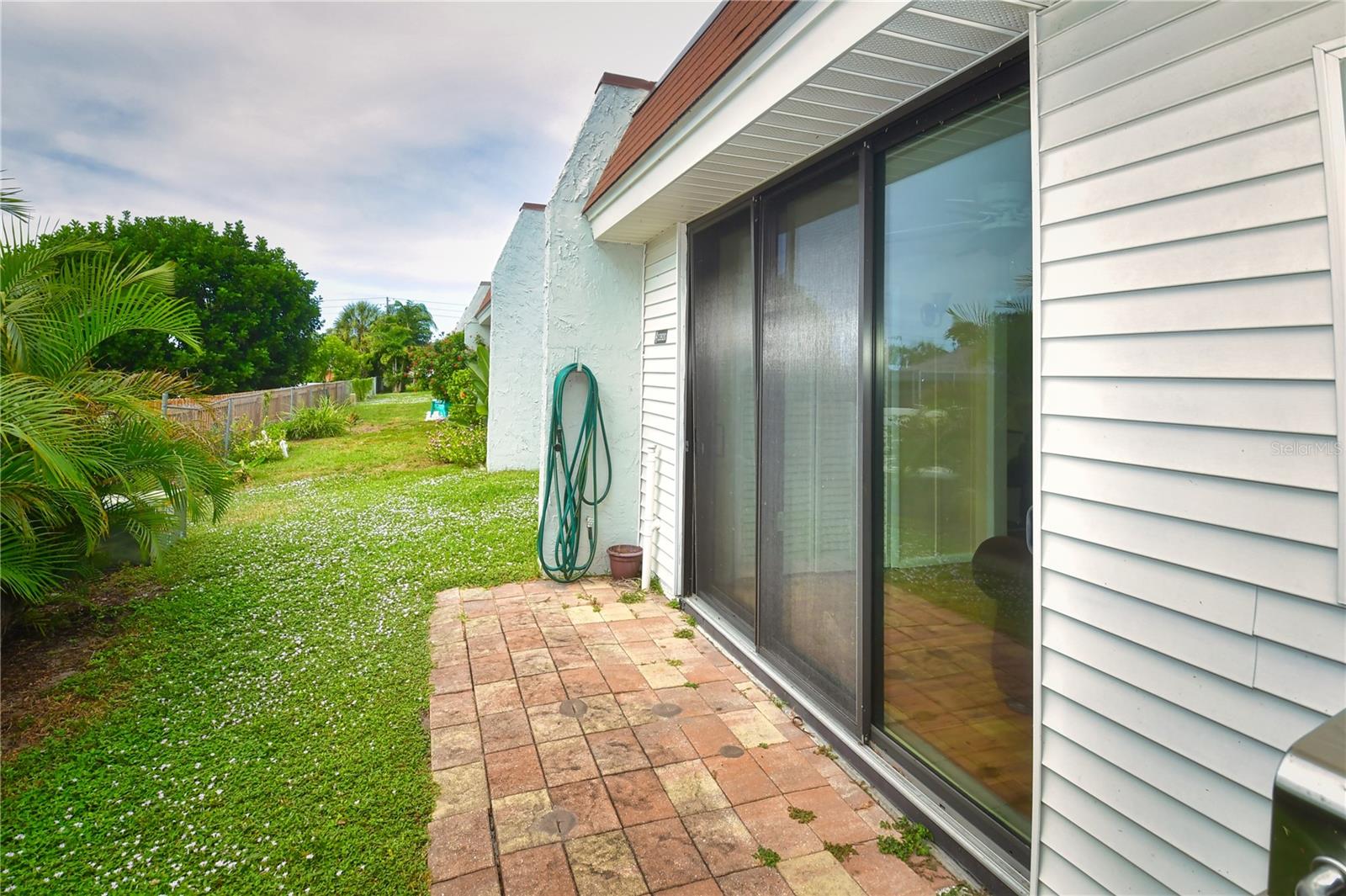 Image 21 of 27 For 13920 Mission Oaks Boulevard 13920