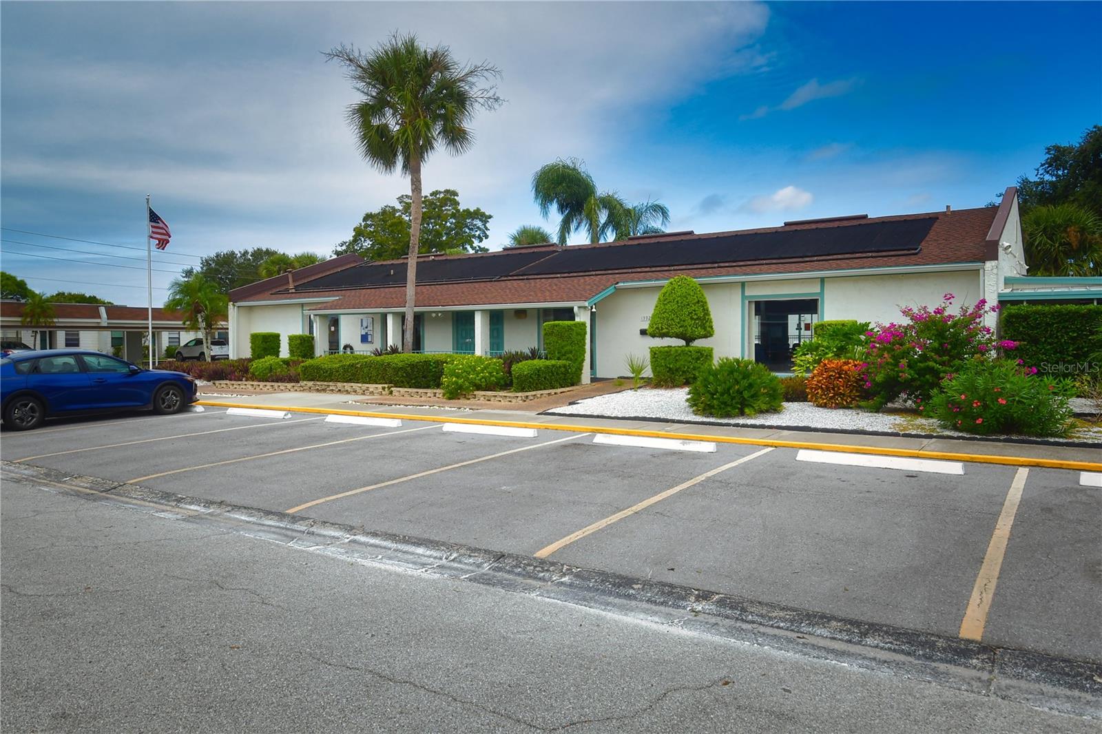 Image 23 of 27 For 13920 Mission Oaks Boulevard 13920