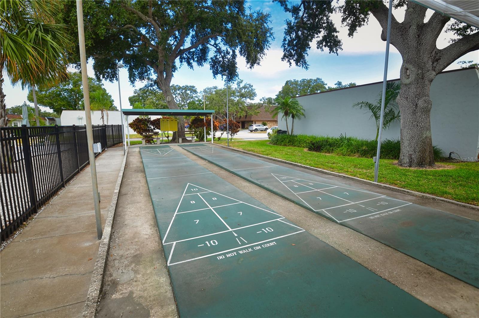 Image 27 of 27 For 13920 Mission Oaks Boulevard 13920