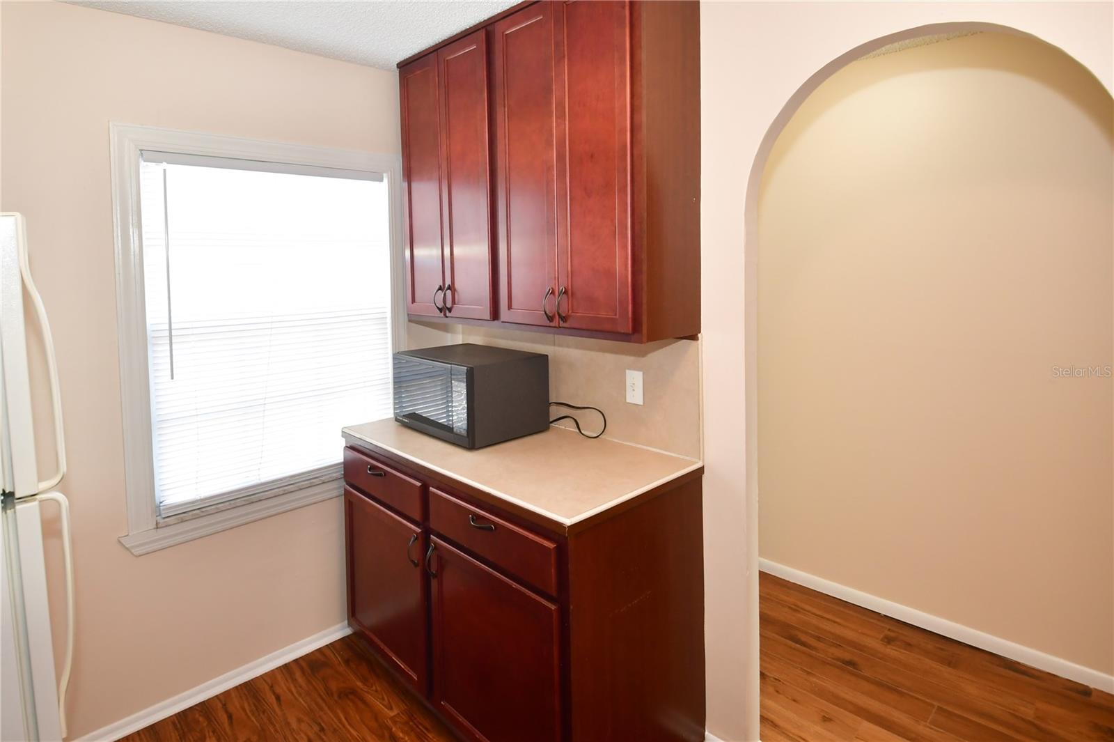 Image 7 of 27 For 13920 Mission Oaks Boulevard 13920