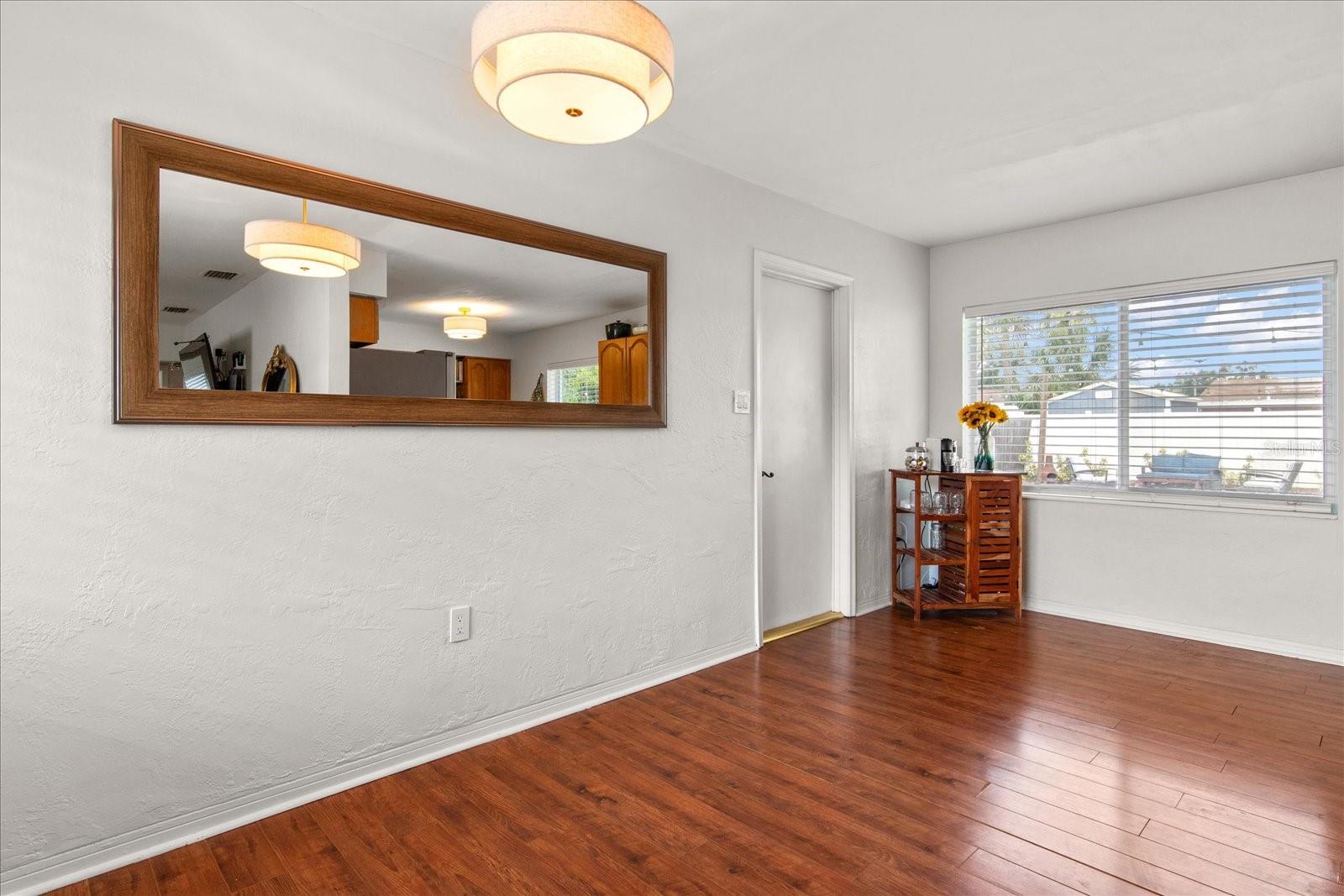 Image 15 of 30 For 5851 44th Avenue N