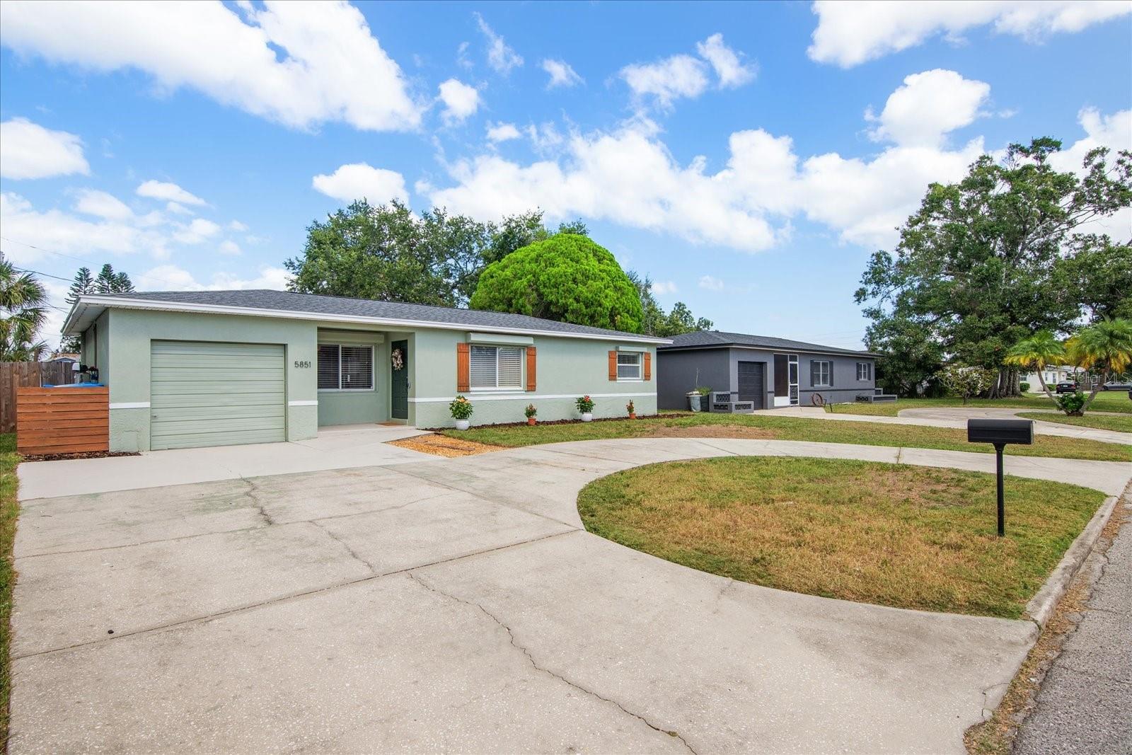 Image 2 of 30 For 5851 44th Avenue N