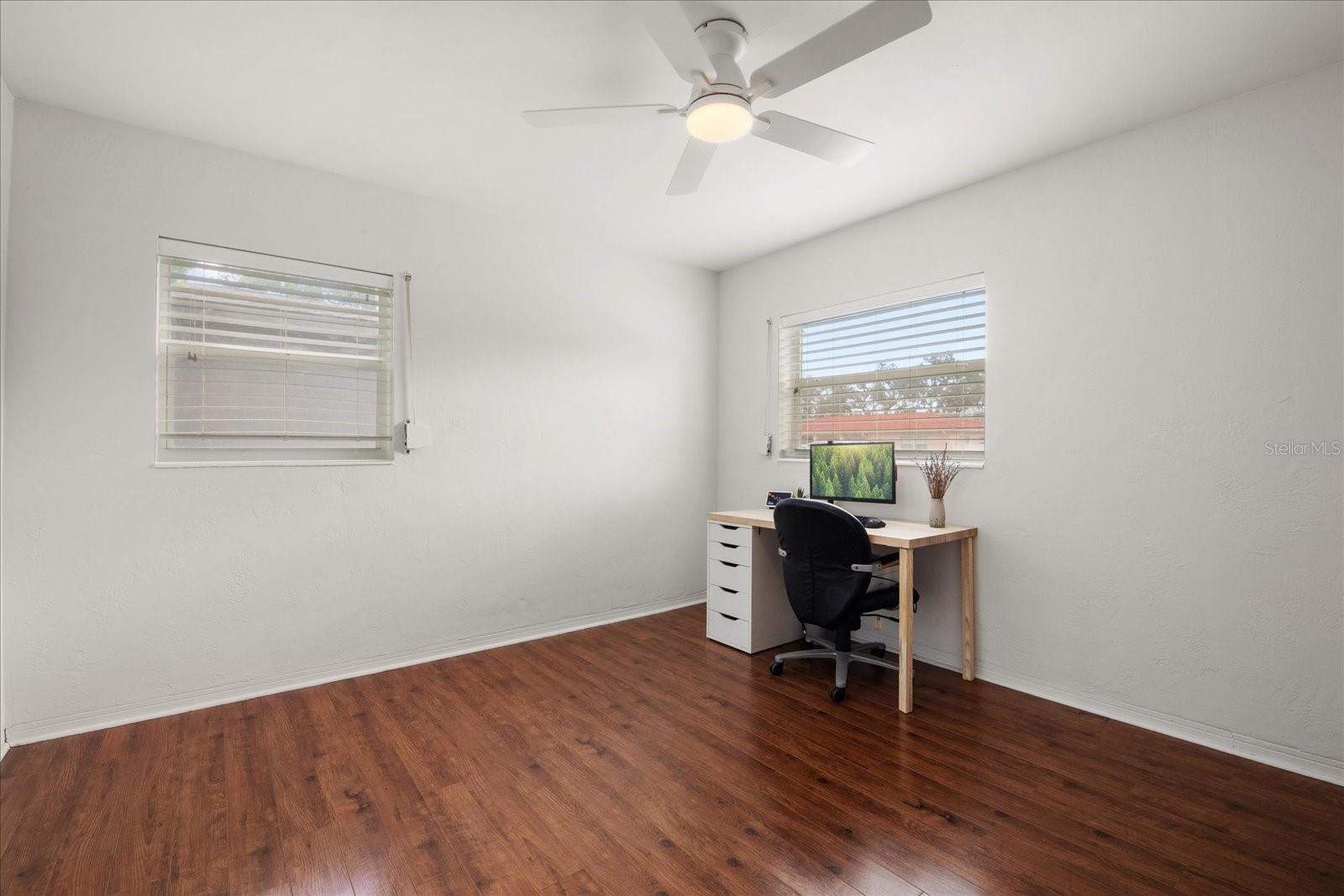 Image 20 of 30 For 5851 44th Avenue N