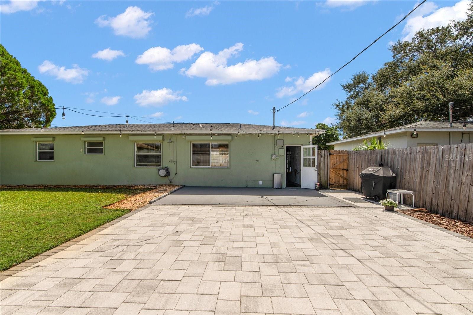 Image 27 of 30 For 5851 44th Avenue N