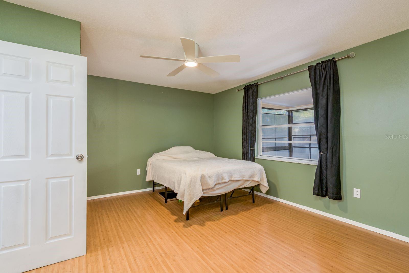 Image 19 of 39 For 8120 Buttonball Lane
