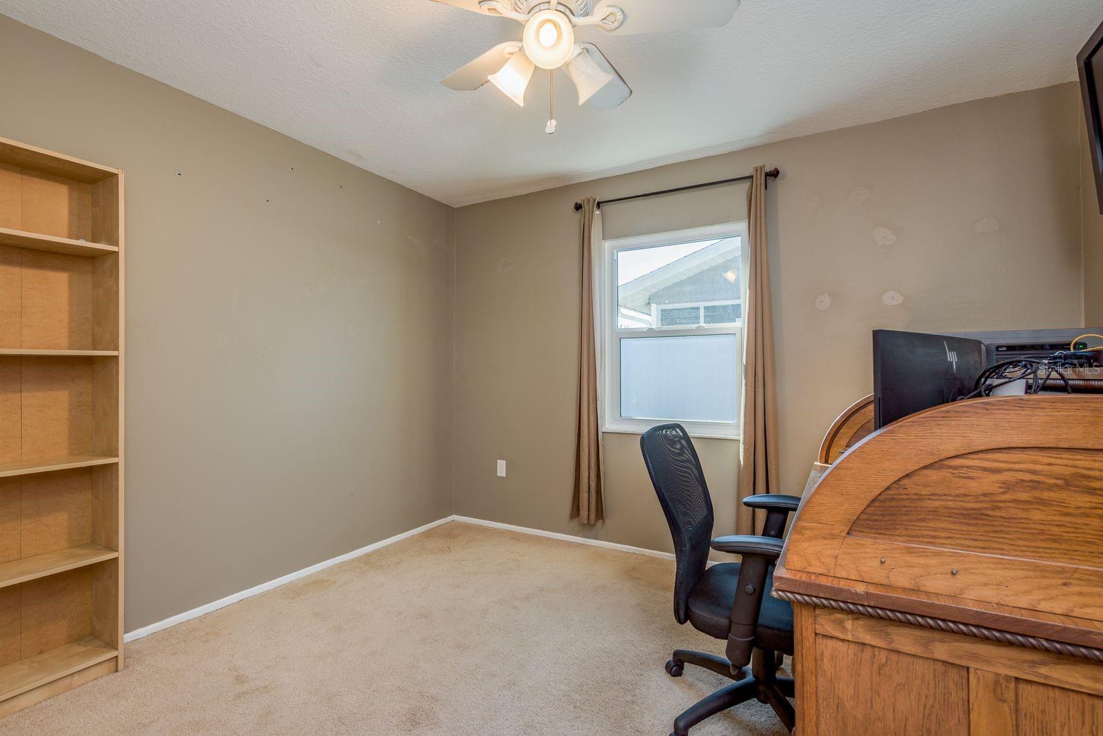 Image 26 of 39 For 8120 Buttonball Lane