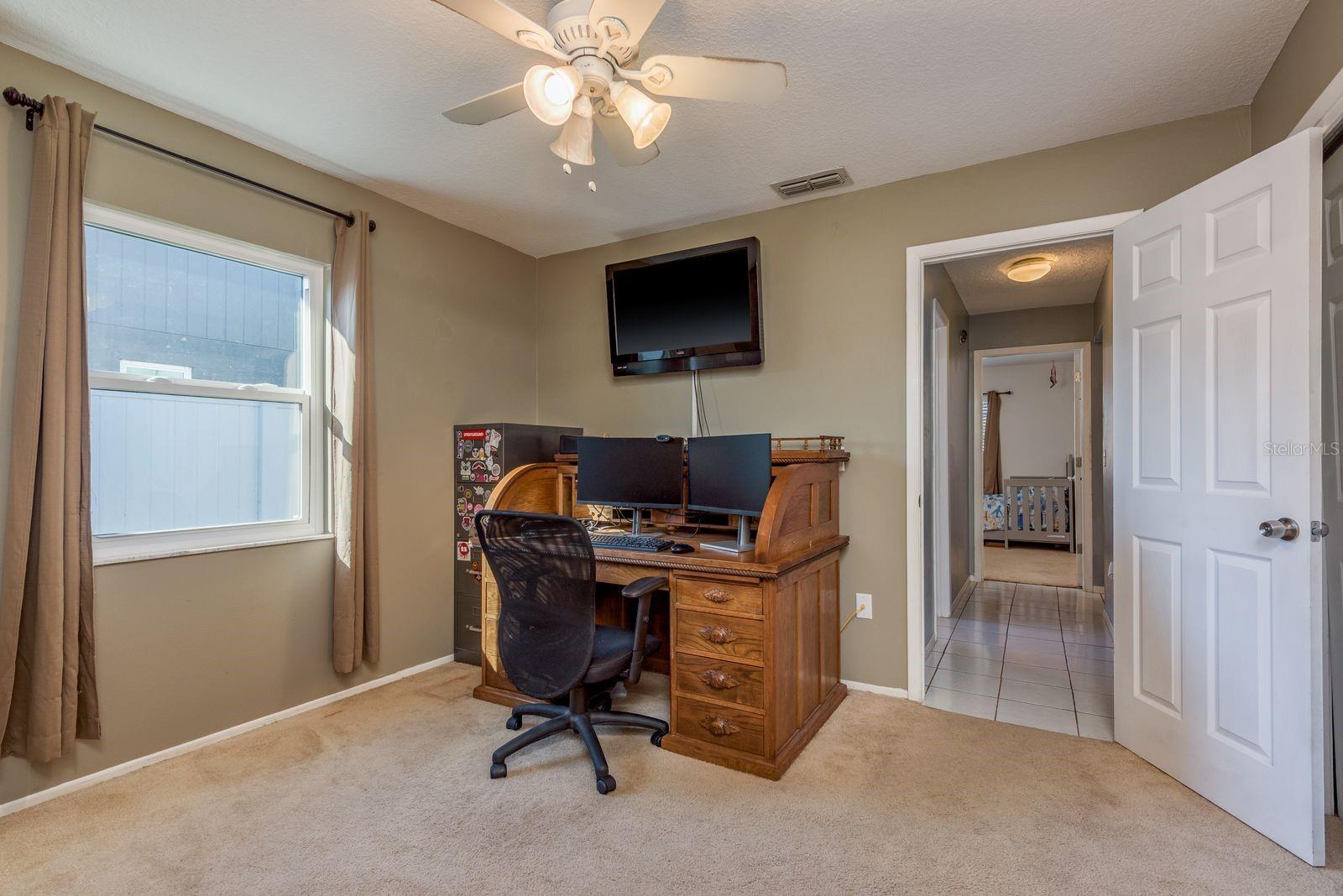 Image 27 of 39 For 8120 Buttonball Lane