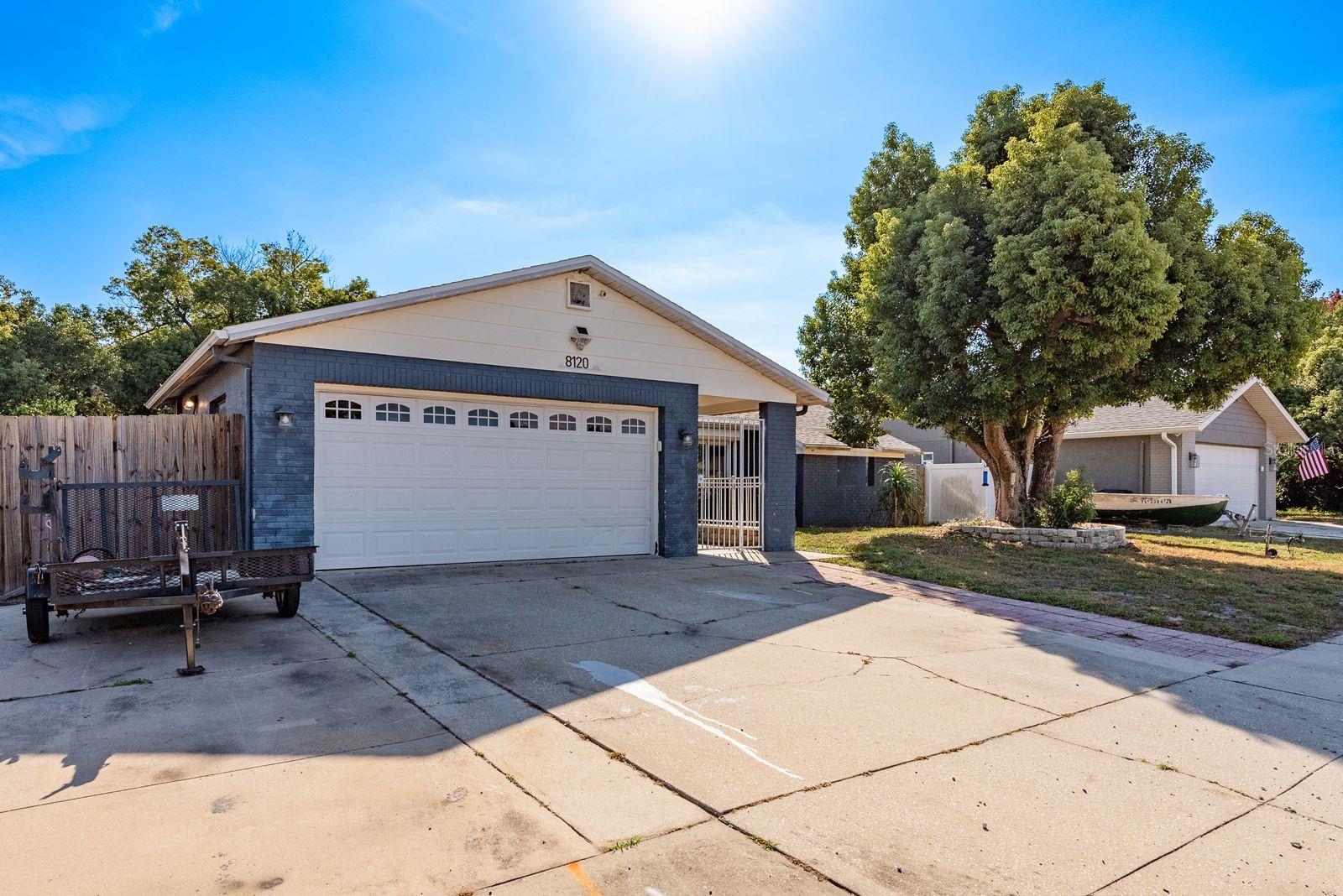 Image 3 of 39 For 8120 Buttonball Lane