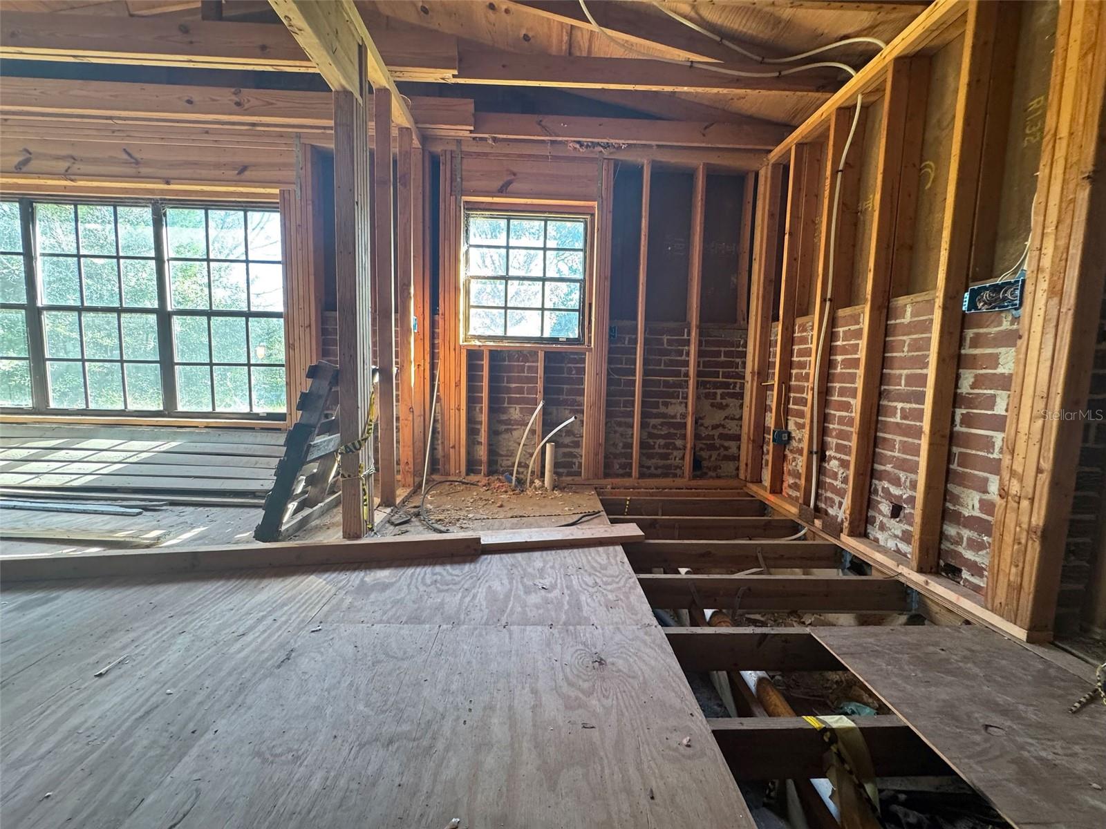 Image 12 of 58 For 1106 8th Avenue