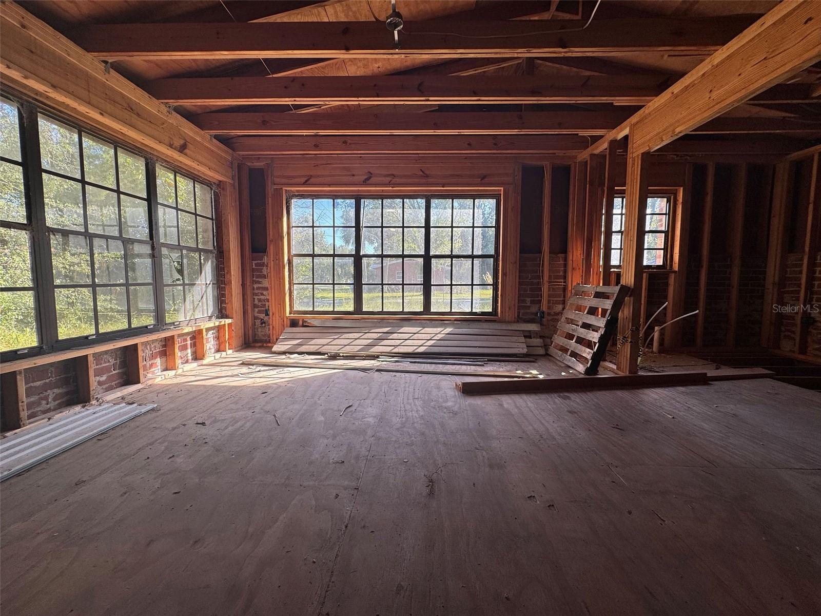 Image 7 of 58 For 1106 8th Avenue