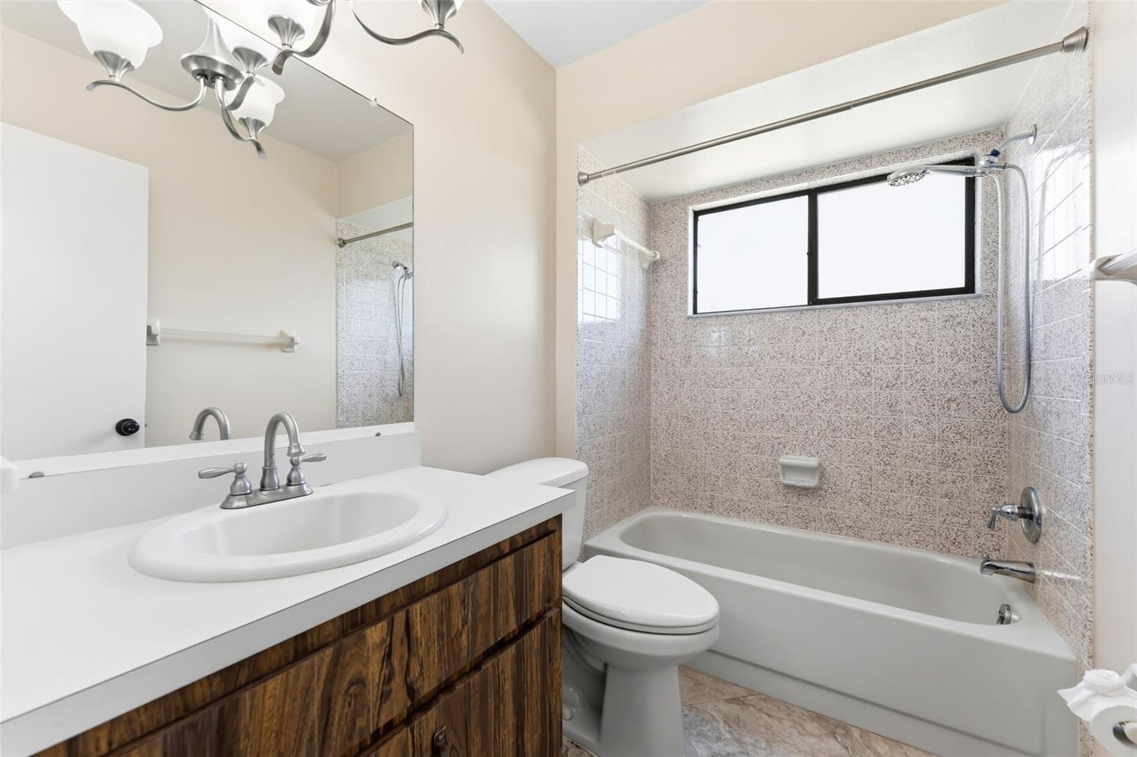 Image 19 of 33 For 7300 Windsor Mill Road