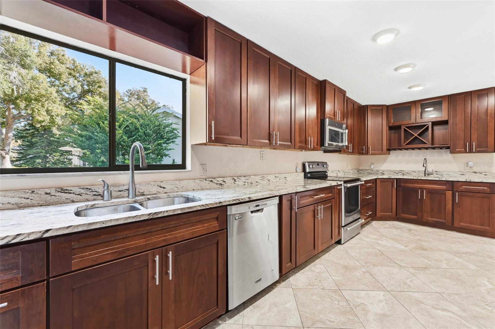 Image 7 of 33 For 7300 Windsor Mill Road