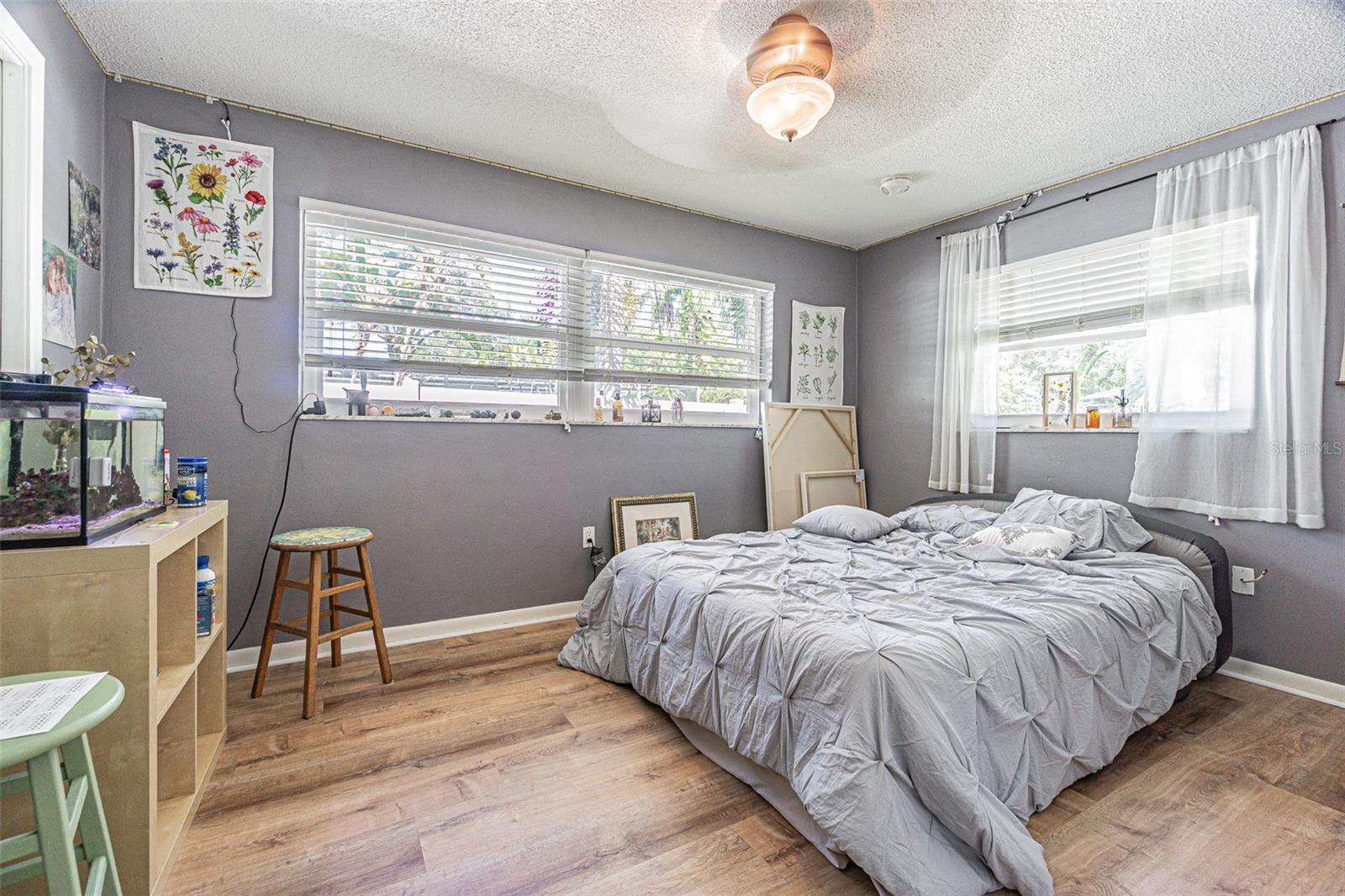 Image 28 of 50 For 936 Highview Drive