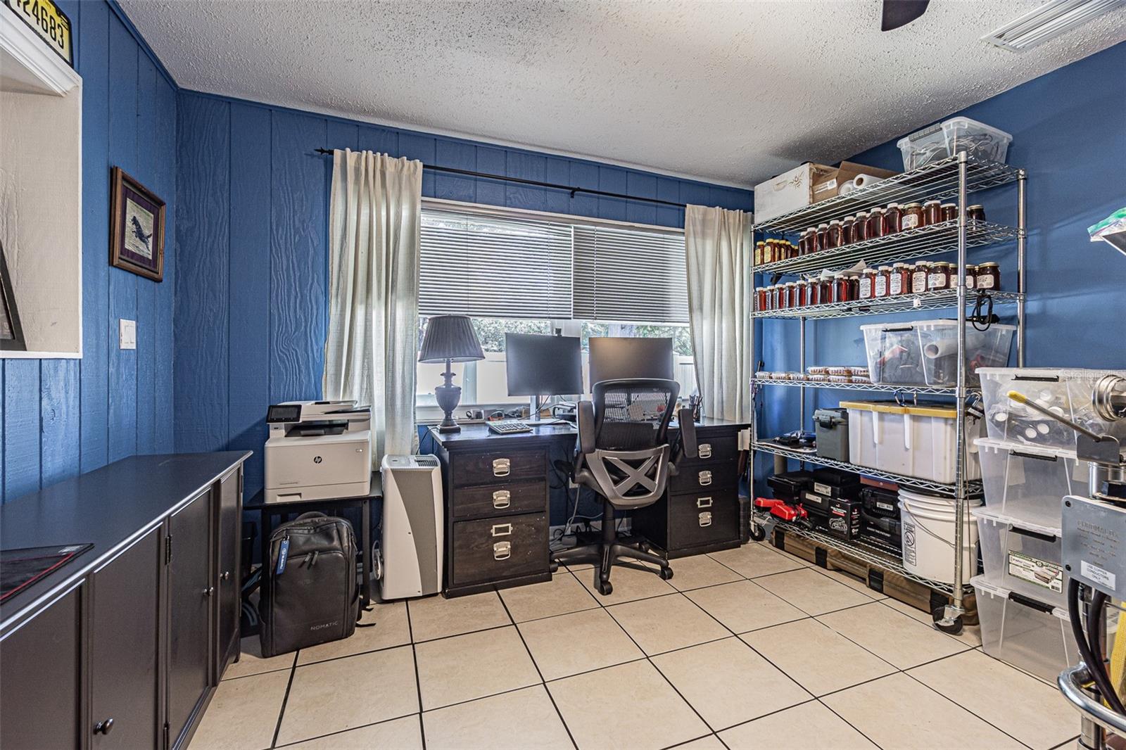 Image 32 of 50 For 936 Highview Drive