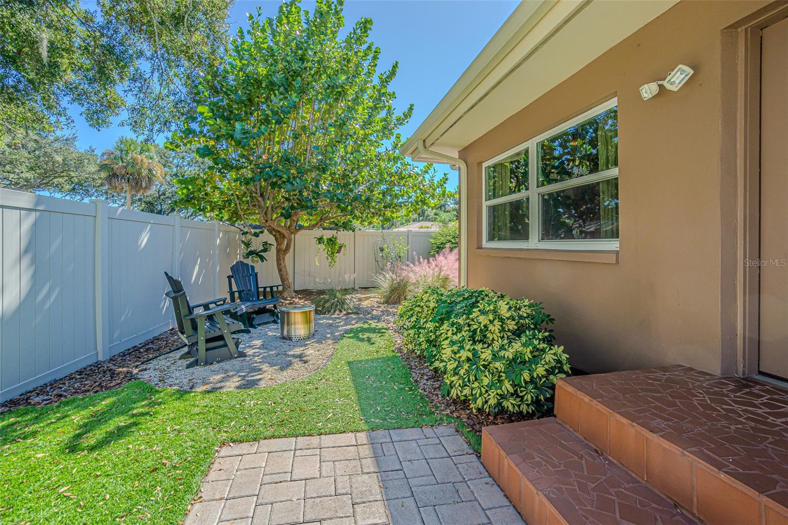 Image 37 of 50 For 936 Highview Drive