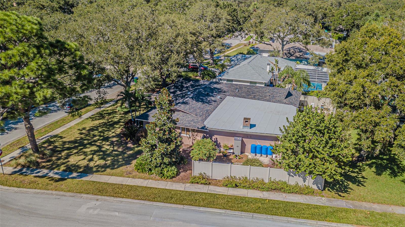 Image 42 of 50 For 936 Highview Drive