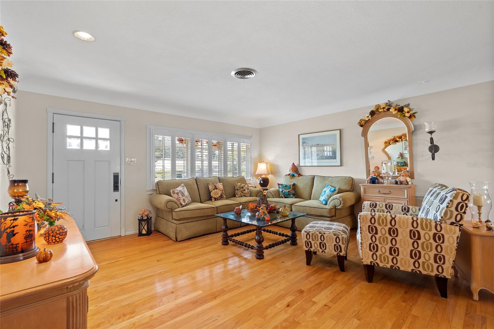 Image 10 of 43 For 6649 10th Avenue N