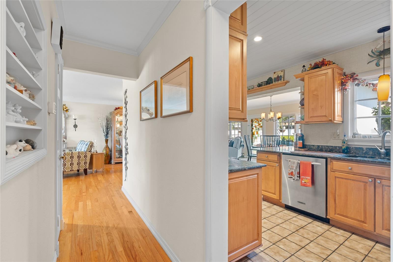 Image 12 of 43 For 6649 10th Avenue N