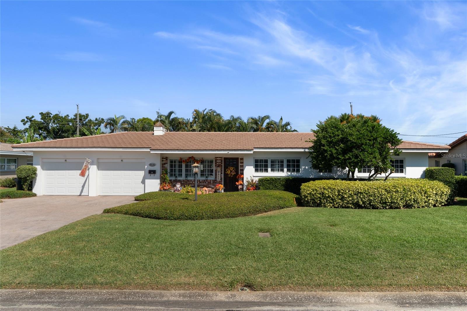 Image 2 of 43 For 6649 10th Avenue N