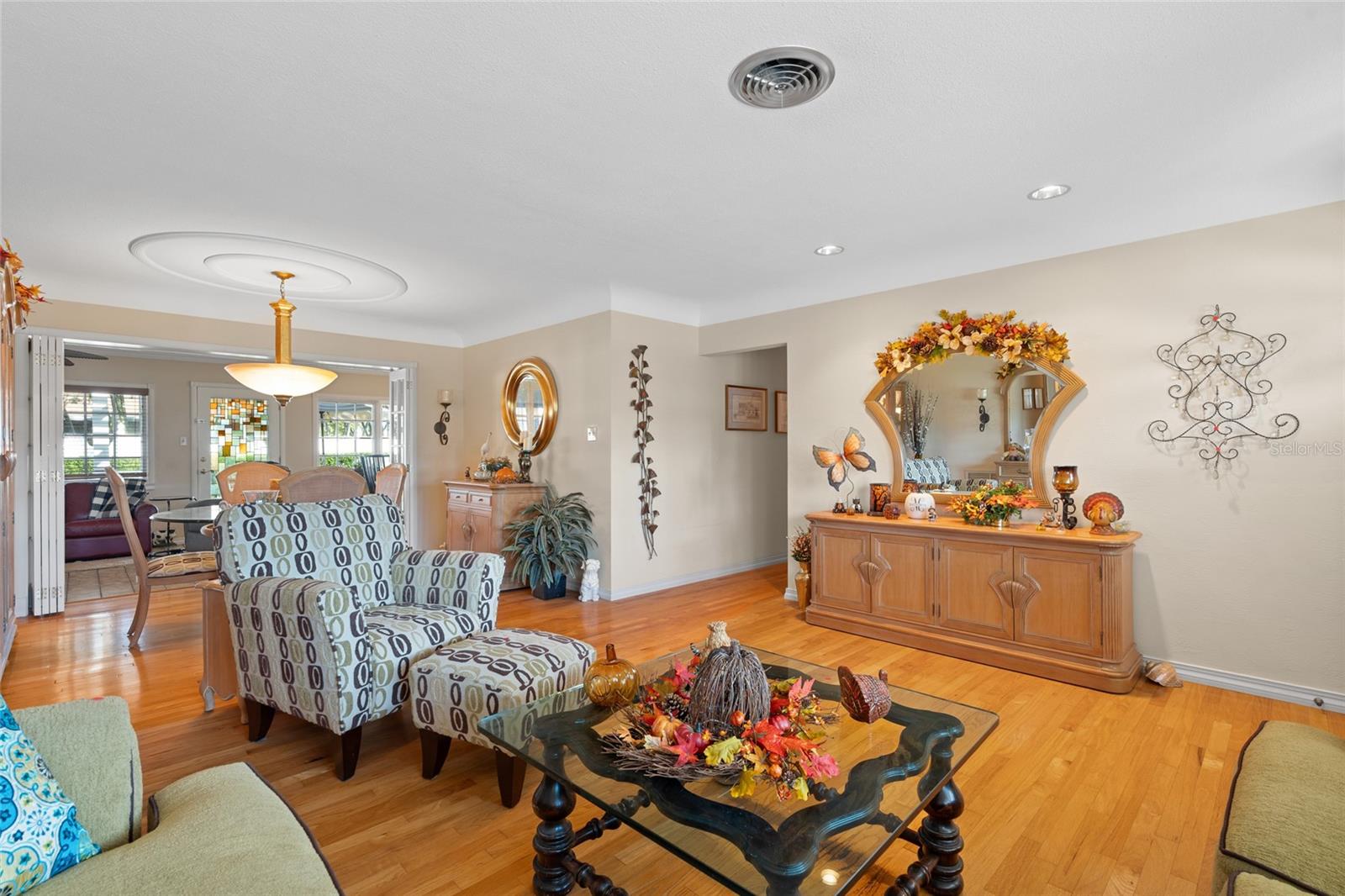 Image 7 of 43 For 6649 10th Avenue N