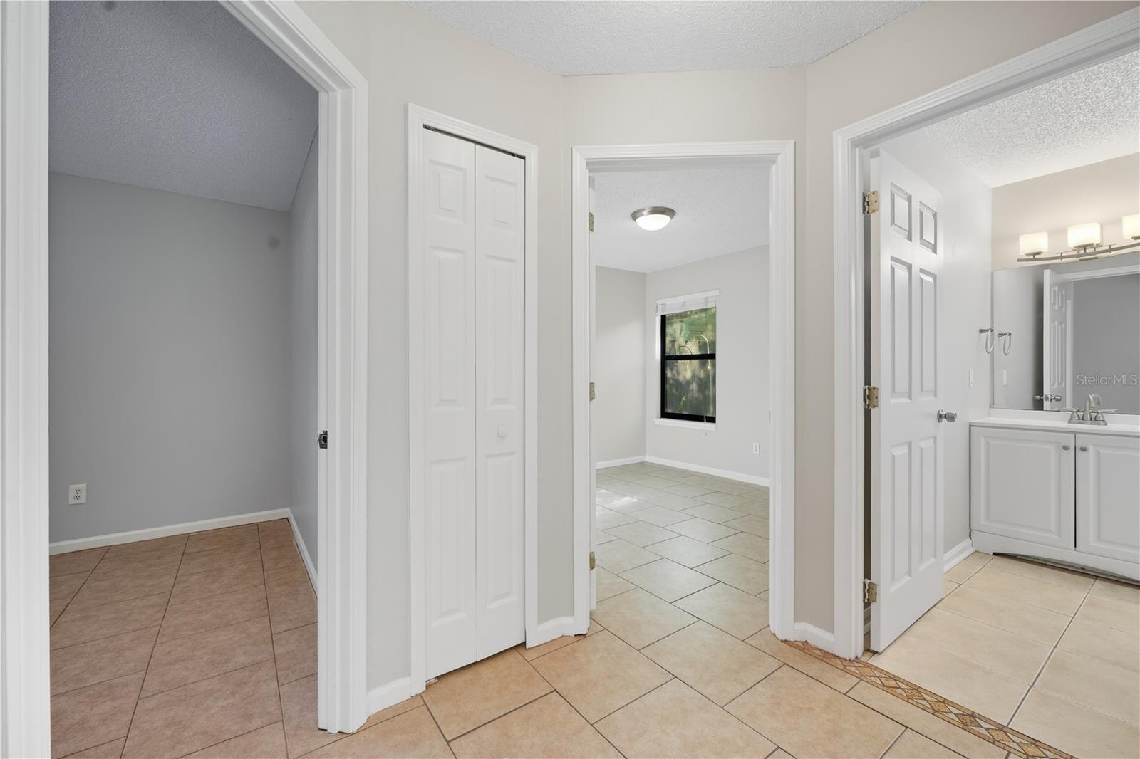 Image 13 of 18 For 1278 Independence Drive