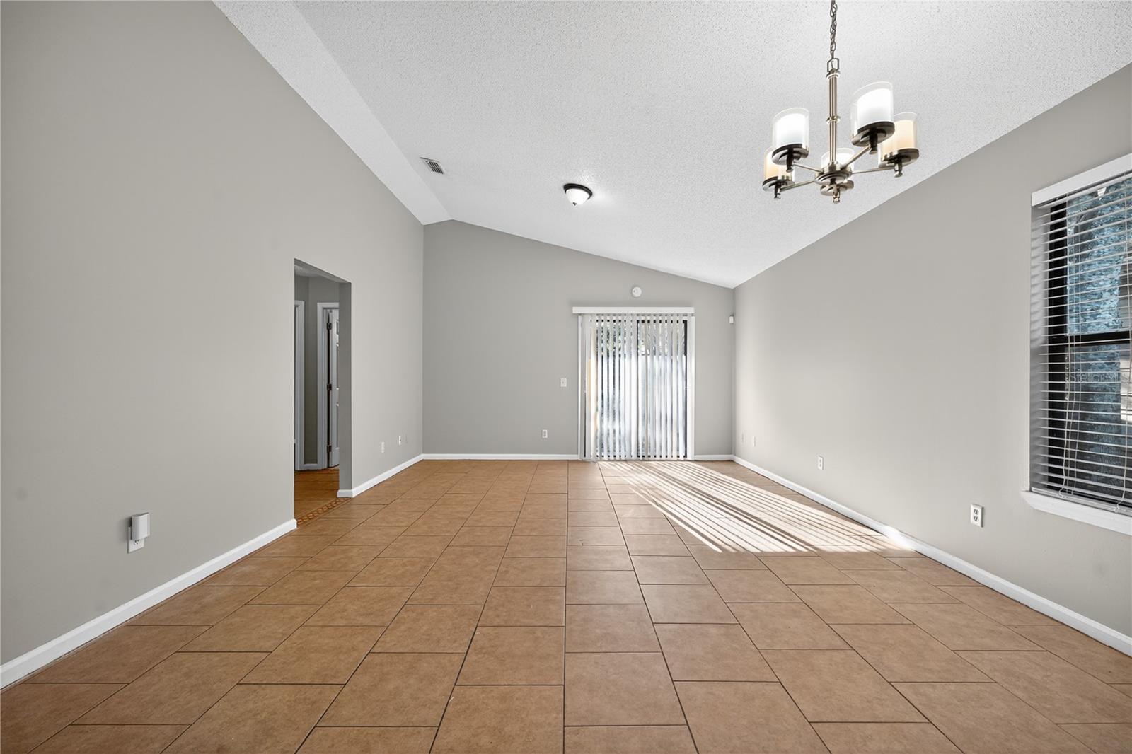 Image 2 of 18 For 1278 Independence Drive