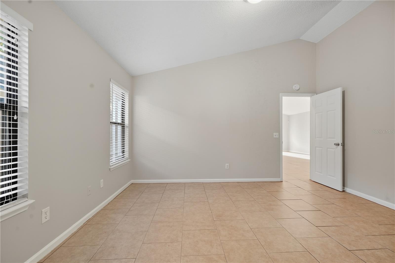 Image 7 of 18 For 1278 Independence Drive