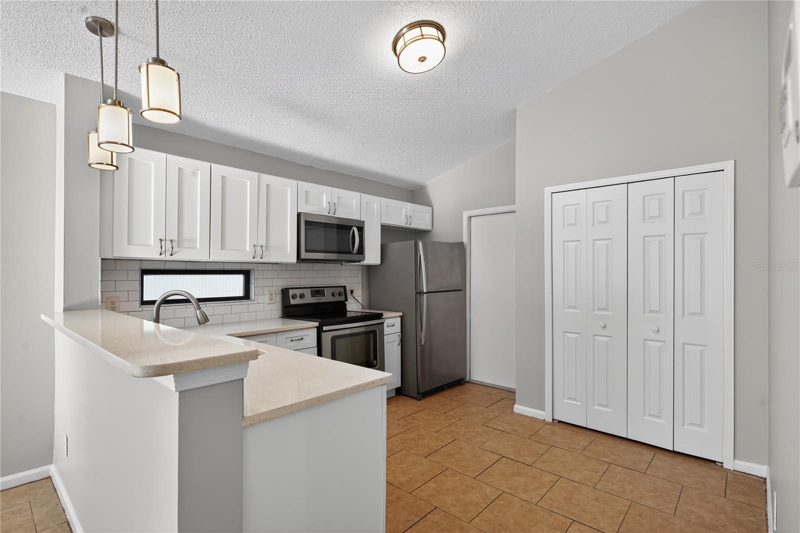 Image 9 of 18 For 1278 Independence Drive