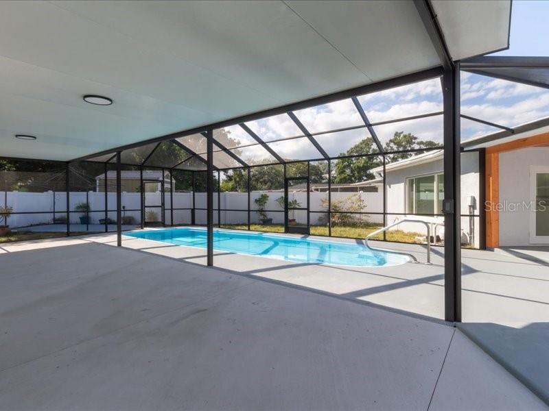 Image 33 of 83 For 4704 Price Avenue