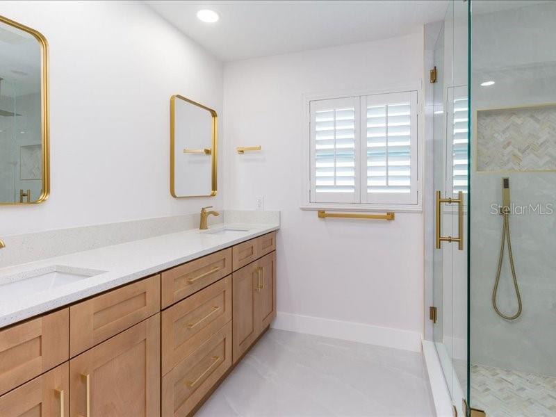 Image 38 of 83 For 4704 Price Avenue