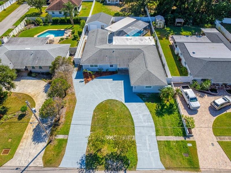 Image 4 of 83 For 4704 Price Avenue