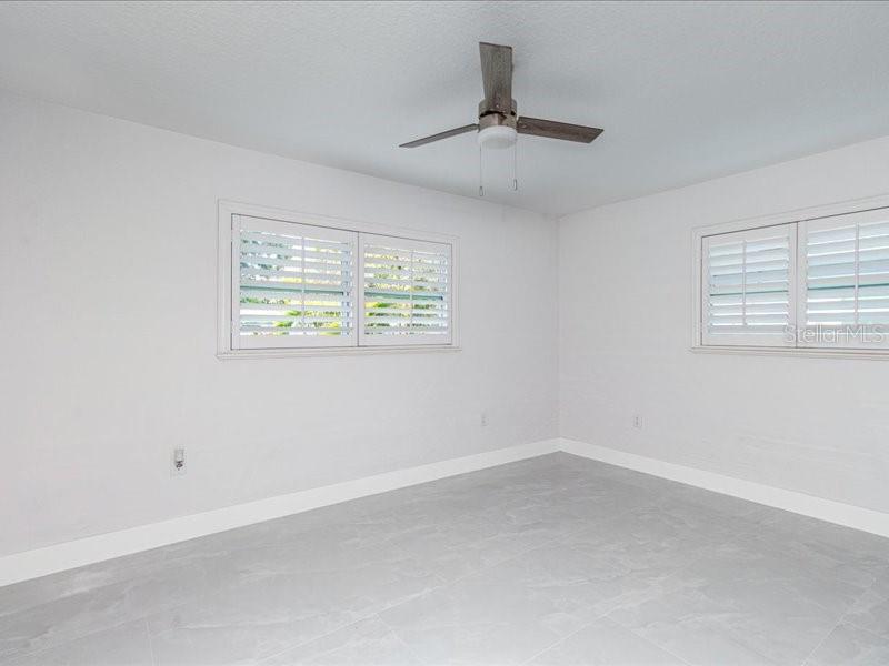 Image 42 of 83 For 4704 Price Avenue