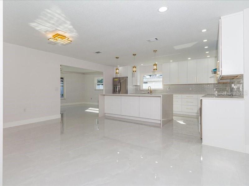 Image 68 of 83 For 4704 Price Avenue