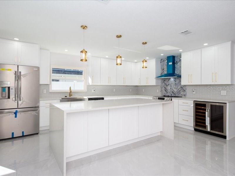 Image 70 of 83 For 4704 Price Avenue