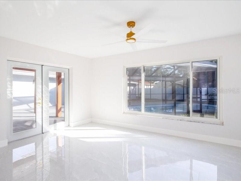 Image 71 of 83 For 4704 Price Avenue