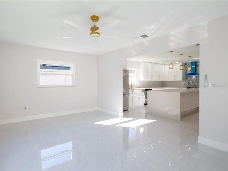 Image 73 of 83 For 4704 Price Avenue